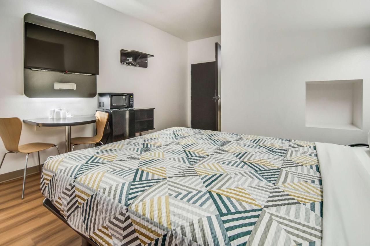 Motel 6-Cleburne, Tx Екстериор снимка