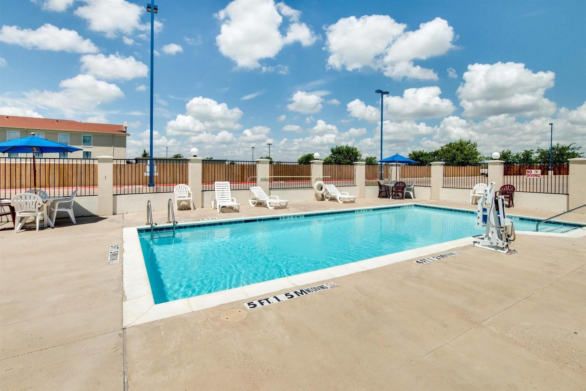 Motel 6-Cleburne, Tx Екстериор снимка