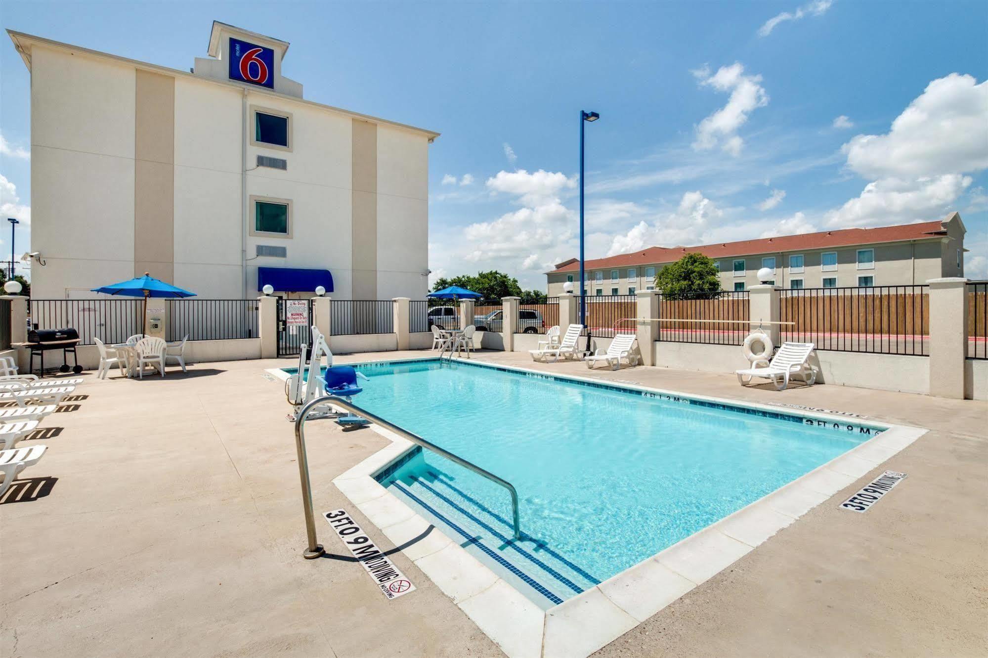 Motel 6-Cleburne, Tx Екстериор снимка